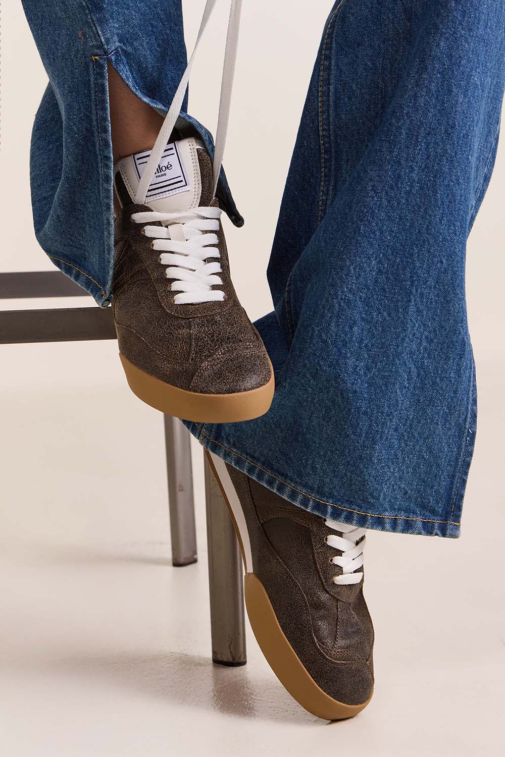 נעלי סניקרס עור